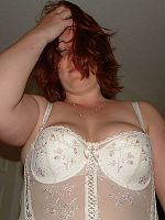 Photo 3, Bbw slut undresses