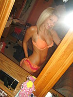 Photo 2, Blonde amateur sweetheart